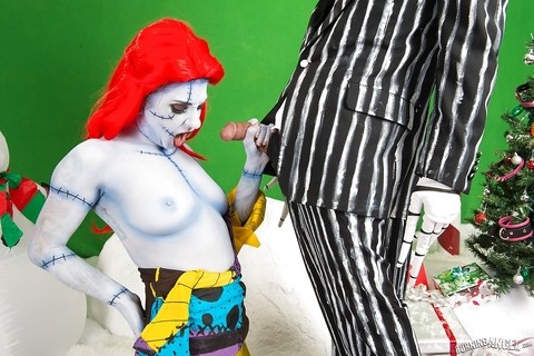 Amateur chick Joanna Angel and guy don creepy cosplay outfits before fucking | Фото 14