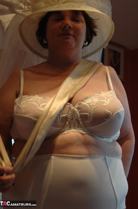 British BBW Chris 44g dons a big hat in her underthings and nylons