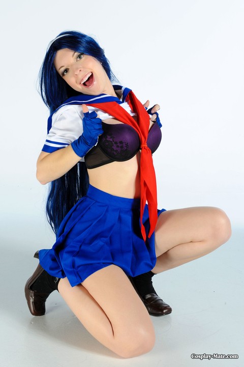 Solo girl Psychic Powered Idol strips to fingerless gloves during cosplay play | Фото 1