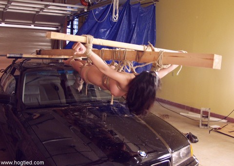 Bound big boobed Asian MILF Mika Tan gets strapped to the driving machine | Фото 18