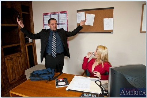 Naughty Office Sarah Vandella | Фото 8