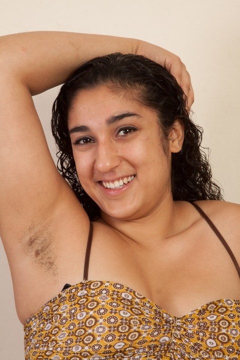 South American solo girl shows off her unshaven armpits and twat in stockings | Фото 2