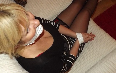 Fat older blonde displays her large tits while tied up and cleave gagged | Фото 13