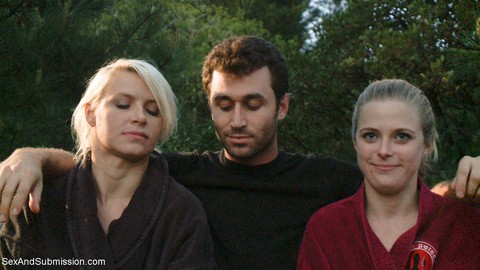 Sex And Submission Anikka Albrite, James Deen, Penny Pax | Фото 19