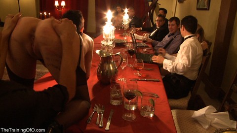 Female slaves treating the house guests to kinky under the table oral action | Фото 19