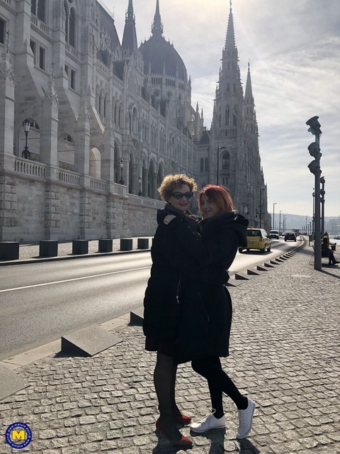 Redhead lesbian Elin Holm & mature brunette Merce having romantic date | Фото 5