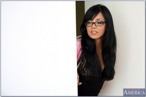 Hot cutie in glasses Lorena Sanchez gets her little pussy shafted | Фото 1