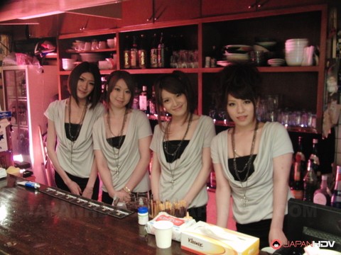 Brunette Japanese waitress Anna Kirishima and her coeds enjoy anal group sex | Фото 1