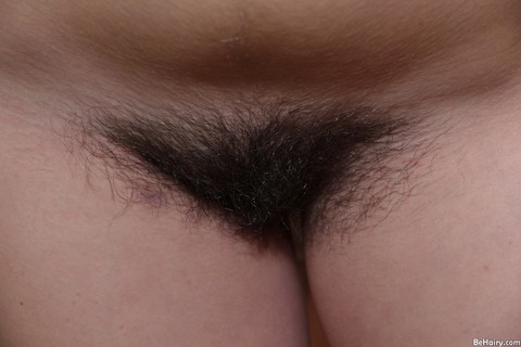 Caucasian solo girl uncovers big naturals before showing her full bush | Фото 15