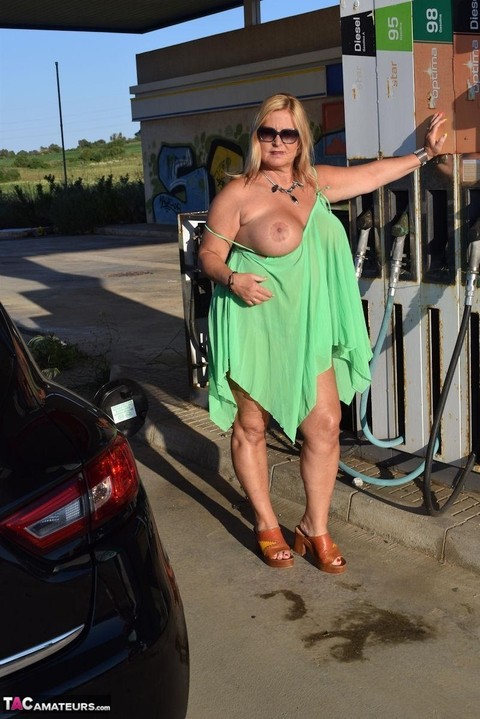 Thick amateur Nude Chrissy exposes her boobs and butt at a gas station