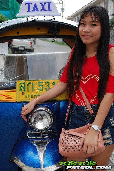 Lovely Asian teen in sexy jean shorts gets picked up on the street | Фото 3