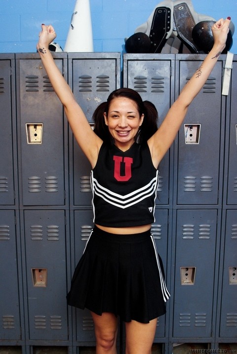 Clothed Asian MILF Coco Velvet flashing upskirt ass in cheerleader outfit | Фото 6