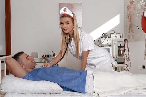 Blonde nurse Jemma Valentine riding cock and taking cum on face | Фото 1