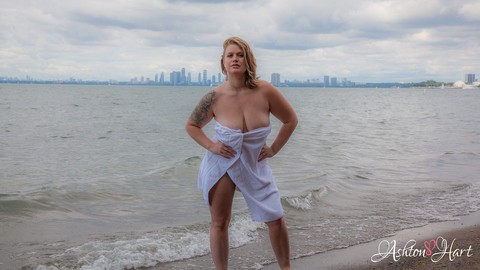 Blonde fatty with big saggy tits Ashton Hart poses nude on the beach | Фото 2