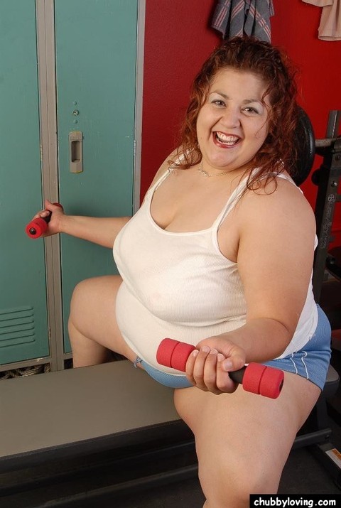 Fatty mature SSBBW Reyna poses in the locker room naked on cam