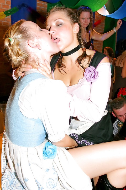 European baby dolls getting drunk and going wild at the club party | Фото 10