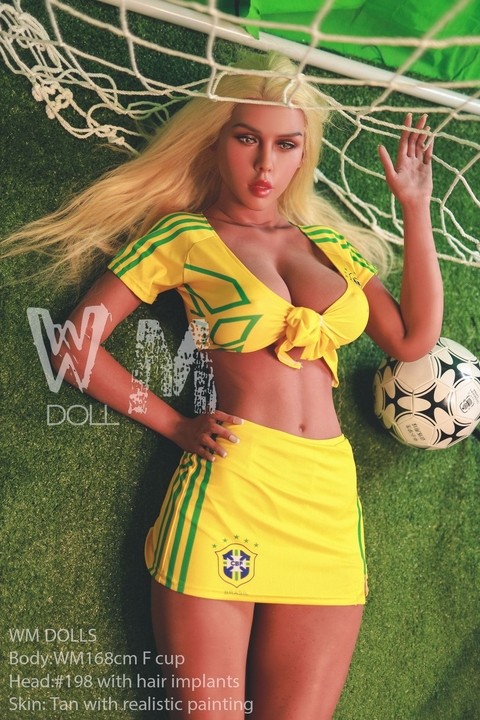 Brazilian sex doll Mariana undressing and posing naked on a soccer field  | Фото 15