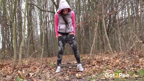 White girl Lara Fox takes a piss while out for a walk on a chilly day | Фото 13