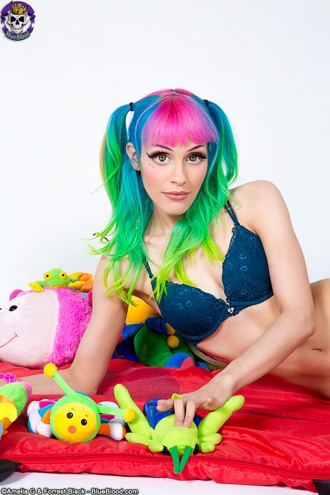 Tall teen Dorothy Perkins models totally naked with dyed hair in pigtails | Фото 8