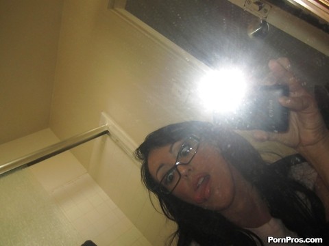 Girfriend in glasses Breanne Benson makes self shots exposing her topnotch ass | Фото 6