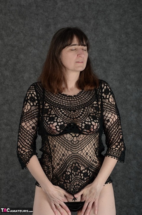 Mature mom in sheer lace dress exposes her floppy boobs & hairy armpits | Фото 7