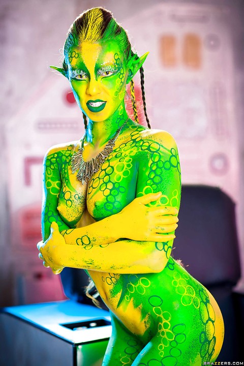 Kinky cosplay chick Tiffany Doll posing in body paint uniform and spreading | Фото 4