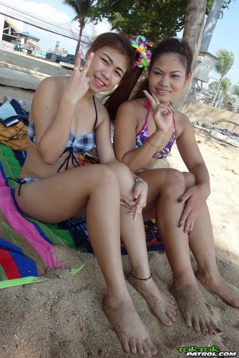 Delicious teenage Thai babes Bee and Miaw posing at the beach in hot bikinis | Фото 3