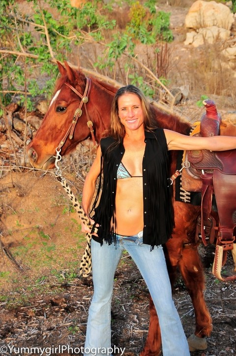 Horny lady Sofie Marie stripping and posing after an outdoor horse ride | Фото 11