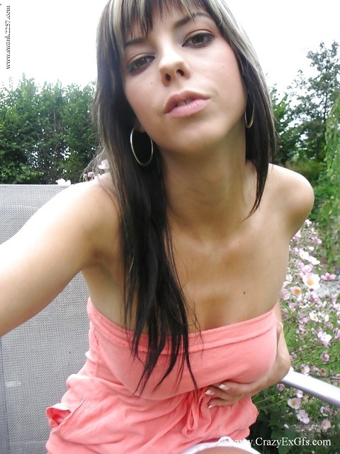 Cute brunette girl with big tits undressing outdoor and posing | Фото 3