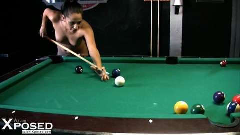 Female exhibitionist Cassidey shoots a game of pool while totally naked | Фото 6